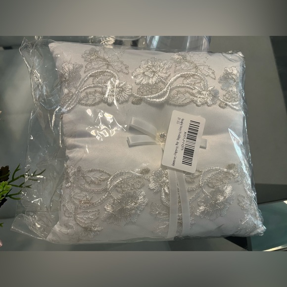 Wedding stuff - Picture 9 of 11